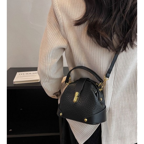 fashion small crossbody shoulder bag black image